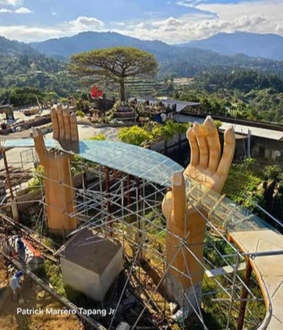 Thực hư về bức ảnh cây cầu Bàn Chân - “đối thủ” của cầu Vàng vừa xuất hiện đang khiến cả MXH hoang mang không thôi- Ảnh 2.