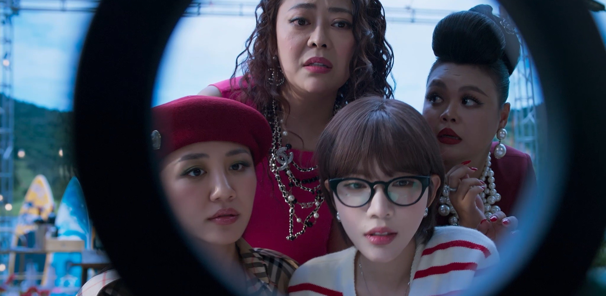 Muốn điên lên vì Văn Mai Hương!- Ảnh 1. Muốn điên lên vì Văn Mai Hương!- Ảnh 1.