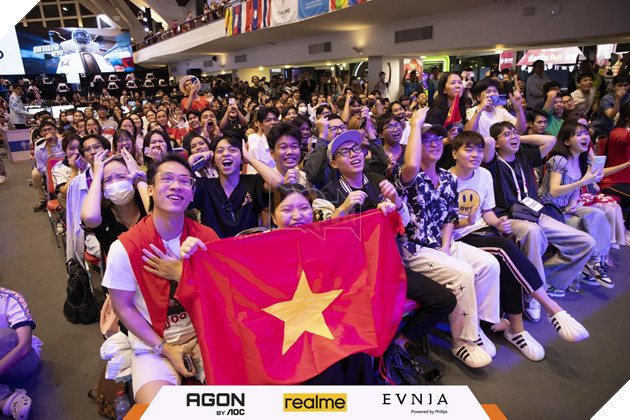 SEA Games 33: Hàng Trăm Khán Giả Đến Theo Dõi Đại Chiến Liên Quân Mobile Việt Thái