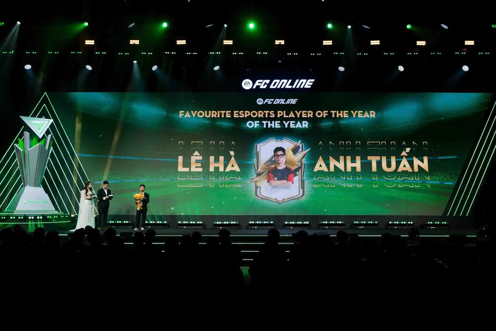 FC Online Year-End Gala 2025: Đêm vinh danh hành trình rực rỡ của game thủ Việt- Ảnh 4.
