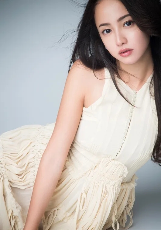 Quốc bảo nhan sắc bị phong sát 6 năm bất ngờ tái xuất, sa đọa đến mấy vẫn được tha thứ vì quá đẹp- Ảnh 4.