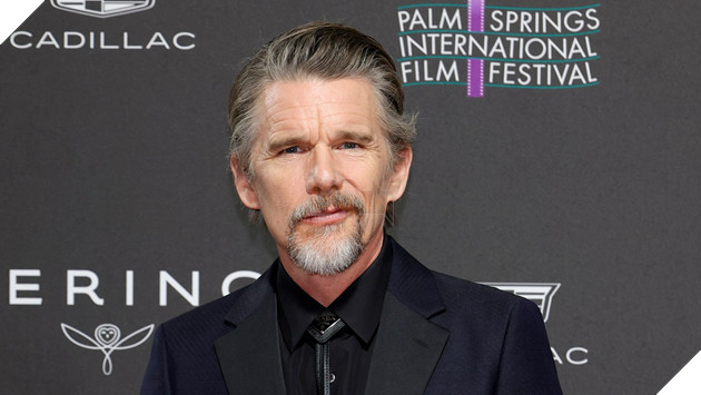 Dien Vien Ethan Hawke Xuc Dong Noi Ve River Phoenix: “Cau Ay Luon O Trong Toi” Hình ảnh diễn viên kỳ cựu Ethan Hawke.