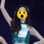 Ở đâu ra mỹ nhân 51 tuổi vẫn như gái 21 thế này: Nhan sắc thượng hạng 5 sao, body mướt mượt sướng cả mắt ezgif 31ff70f8152f1279 1767341207968230827165 0 0 209 400 crop 17673412186791143878640gifpng