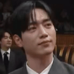 Khoảnh khắc 1 tài tử chửi thề khi hụt giải tại MBC Drama Awards 2025 gây bão? ezgif 3e74433697aa21eb 17671554456801354591894 0 0 180 343 crop 1767155453927266491528gifpng