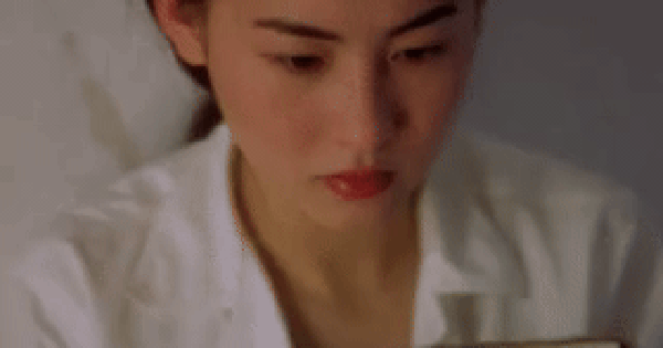 Trương Bá Chi lập di chúc, tự chọn xong di ảnh cho chính mình ezgif 5b36636b09fa2207 1766374075322394221310 0 0 168 320 crop 17663740845561600314439gifpng