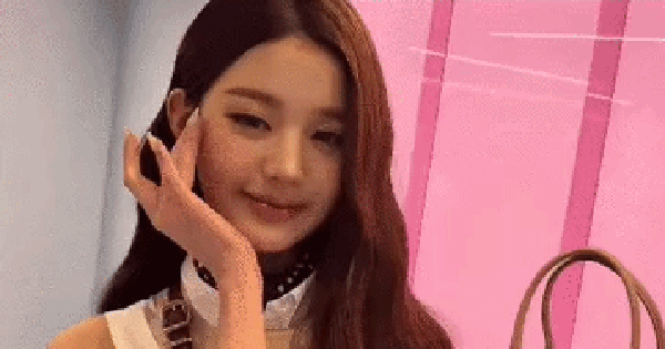 Jang Won Young hãy dừng lại trước khi quá muộn! ezgif 87e4a9b1ea5aa98d 1771831824802858775261 1771834950423 17718349506912434451 32 0 220 360 crop 1771835087588842679897gifpng