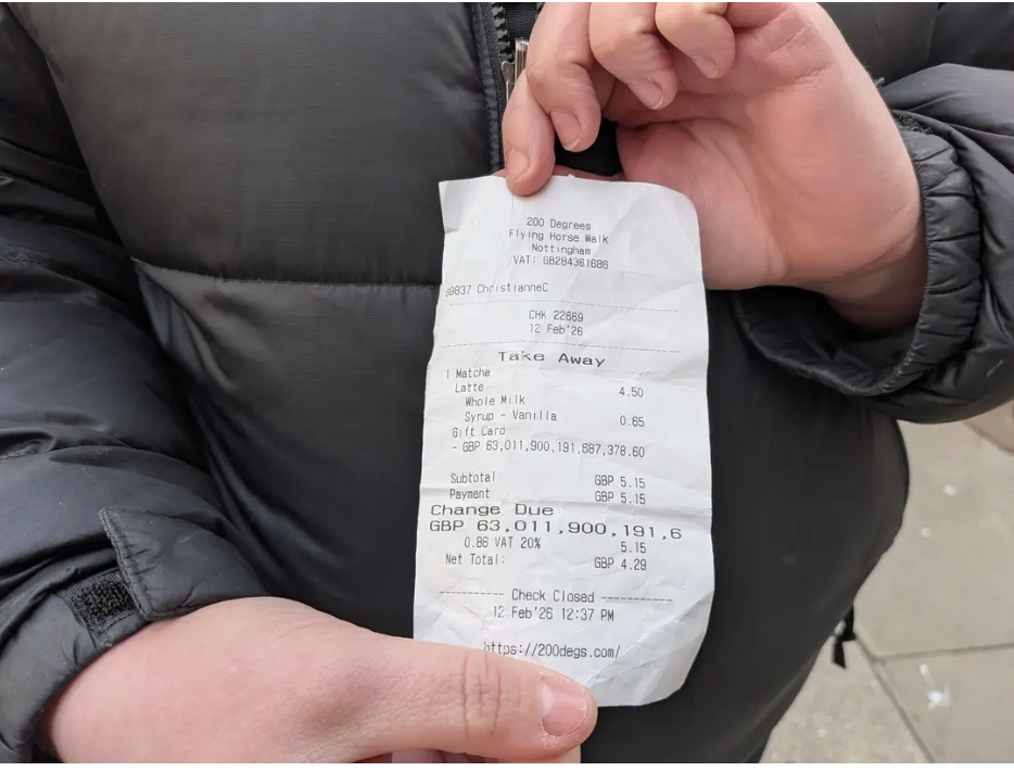 Quẹt thẻ mua matcha latte, cô gái 29 tuổi bỗng thành “người giàu nhất thế giới”: Tài sản vượt xa Elon Musk, gấp 22.500 lần quy mô kinh tế Anh- Ảnh 2.