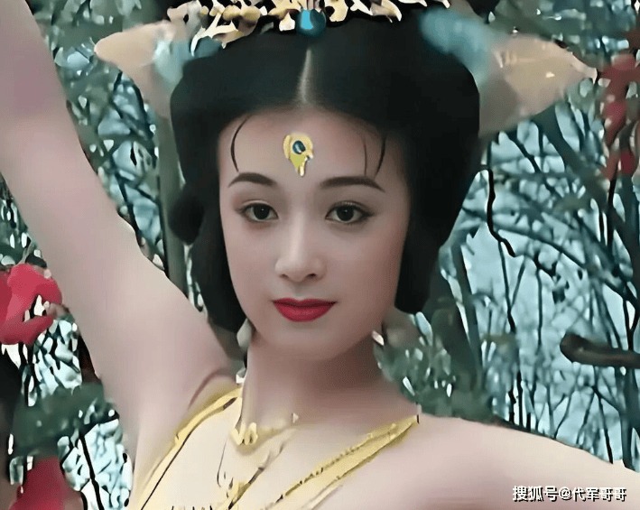 Nữ diễn viên sa sút đến thương sau khi bị đàn em ngọc nữ giật chồng,