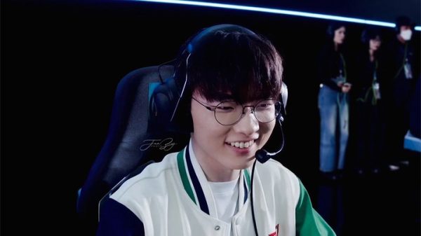 Faker rạng rỡ trong fan meeting T1, dành riêng điều đặc biệt cho cho fan Việt faker vn 3jpg