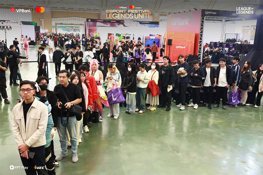 Khám phá sân khấu hoành tráng của sự kiện Esports đỉnh cao: VPBank Presents T1 in Vietnam fan t1 meeting