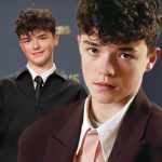 Thiên tài diễn xuất viết lại lịch sử Hollywood ở tuổi 16 fb 4 1 1772522019494516567814 0 0 870 1662 crop 17725220254891862856319jpg