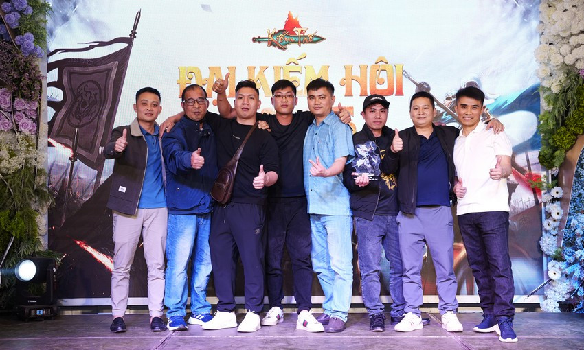 fgal7p9 Hàng trăm game thủ Kiếm Thế hội tụ tại Đại Kiếm Hội 2026 fgal7p9