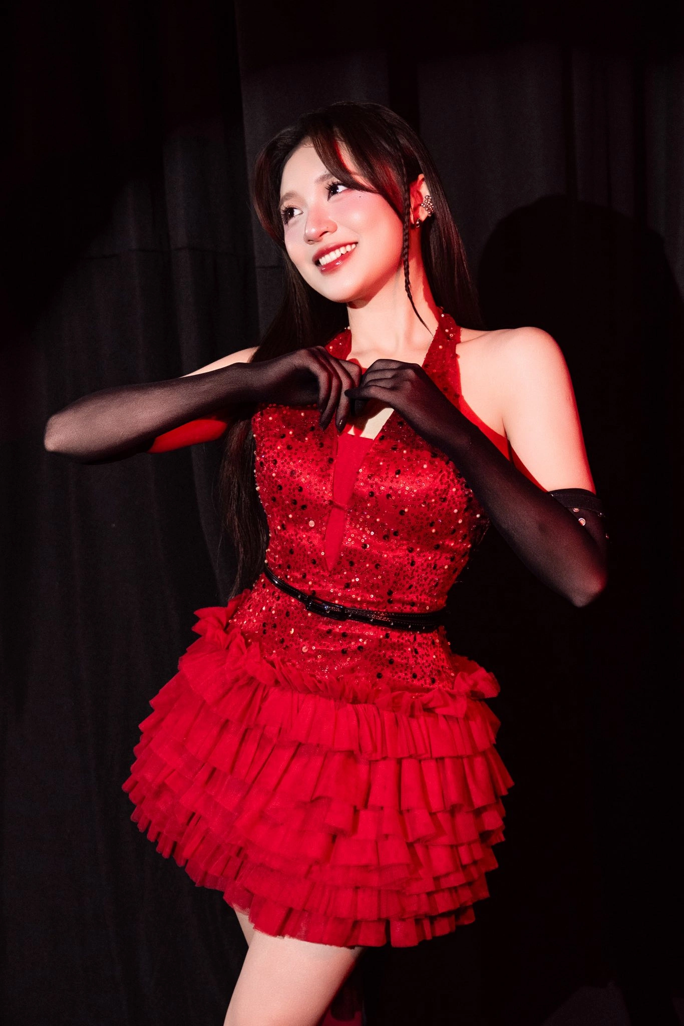 MC Phương Thảo - Đẹp rạng ngời trong bộ ảnh đón Giáng sinh fm9sqtt