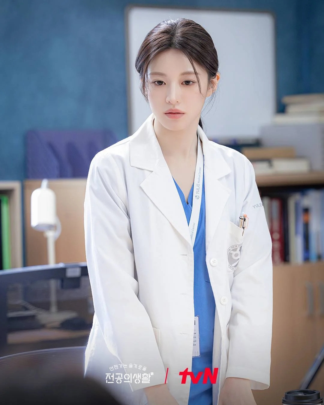 Nữ thần dao kéo đẹp nhất Hàn Quốc: Đóng liên tiếp 7 phim gây sốt toàn cầu, visual đúng chuẩn kiệt tác của phòng mổ- Ảnh 8.