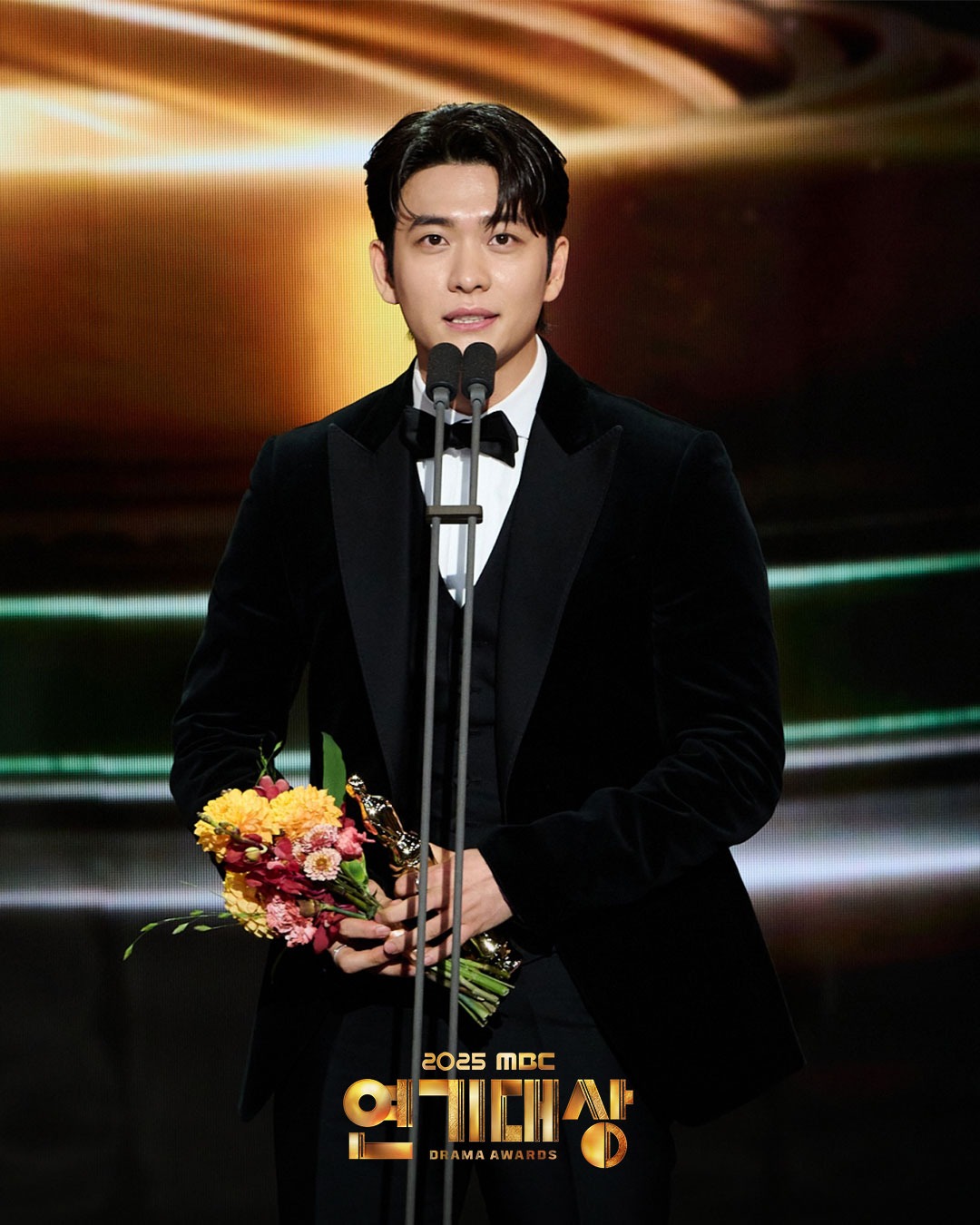 Khoảnh khắc 1 tài tử chửi thề khi hụt giải tại MBC Drama Awards 2025 gây bão?- Ảnh 4.