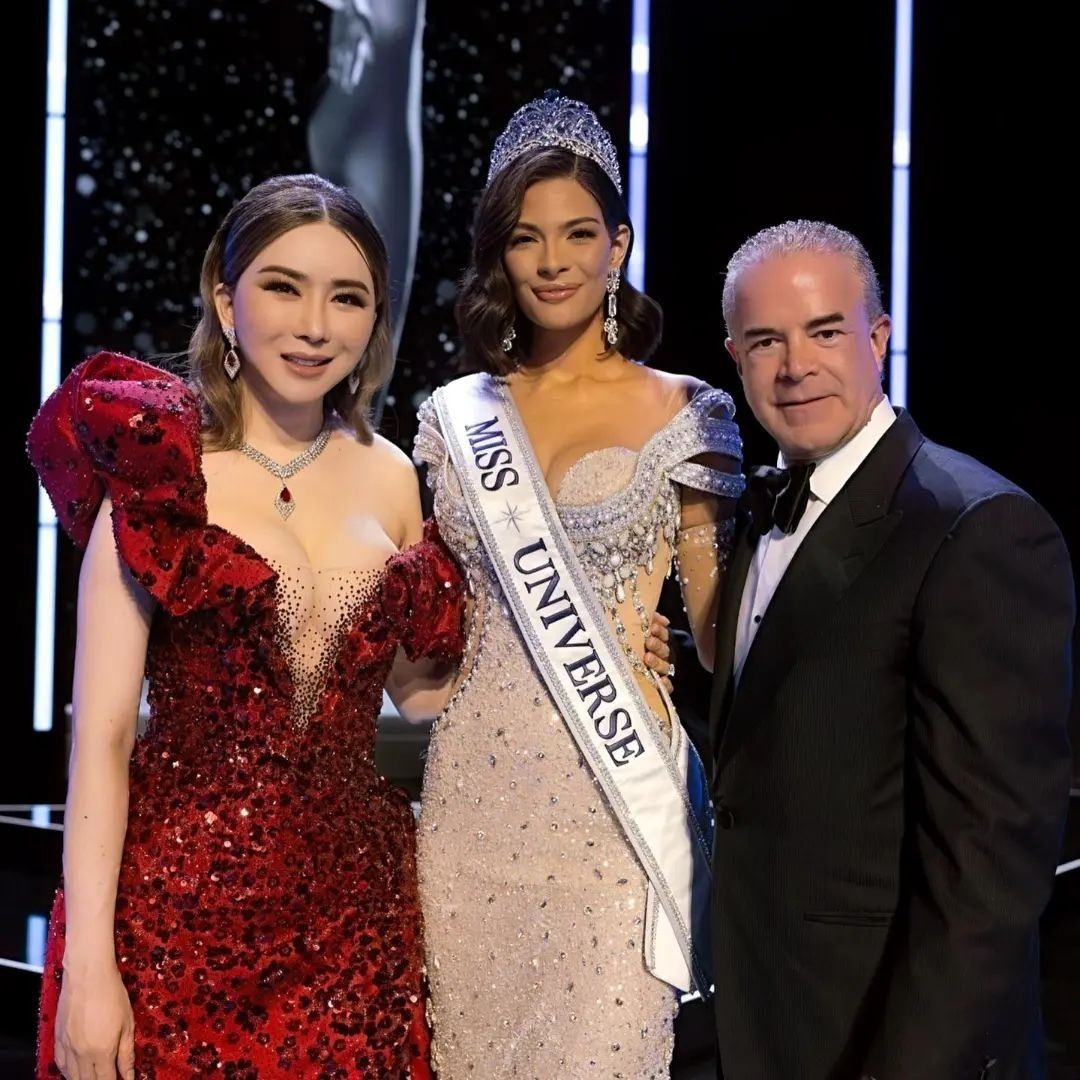 Hoang mang nhất mùng 3 Tết: Tài khoản MXH của Miss Universe và đương kim Hoa hậu đột ngột Hoang mang nhất mùng 3 Tết: Tài khoản MXH của Miss Universe và đương kim Hoa hậu đột ngột