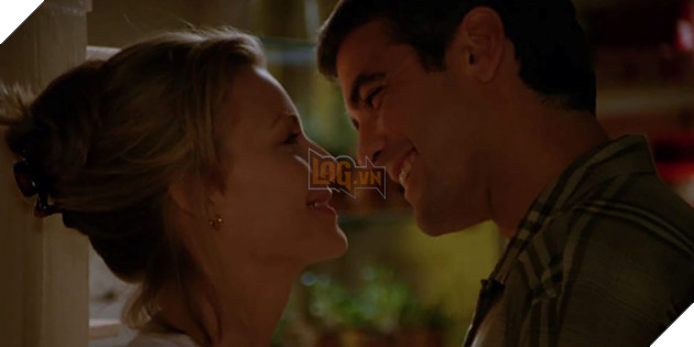 Cảnh của George Clooney và bạn diễn Michelle Pfeiffer trong phim One Fine Day.