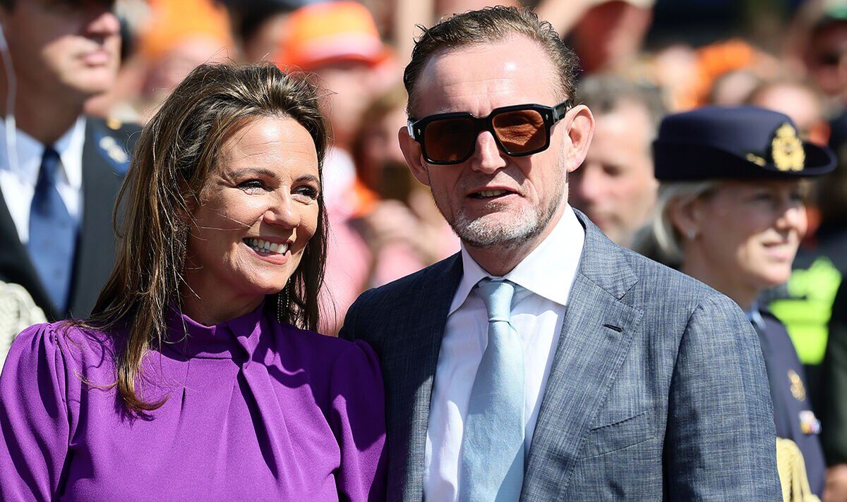 Một cặp đôi hoàng gia ly hôn sau 25 năm chung sống- Ảnh 1.