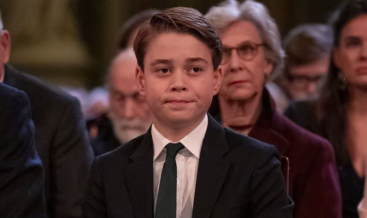 Bí mật William và Kate giấu Hoàng tử George suốt 7 năm- Ảnh 1.