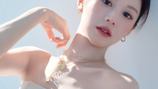 Nữ thần dao kéo hoàn mỹ nhất Hàn Quốc go youn jung29 1769043757876 176904375811034555461