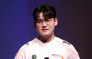 Gumayusi xứng đáng tuyển thủ LMHT đặc biệt nhất của năm 2025 30 Gumayusi xứng đáng tuyển thủ LMHT đặc biệt nhất của năm 2025 gumayusi t1 4 1767185125400914978121 24 0 587 900 crop 1767192227523738205111png