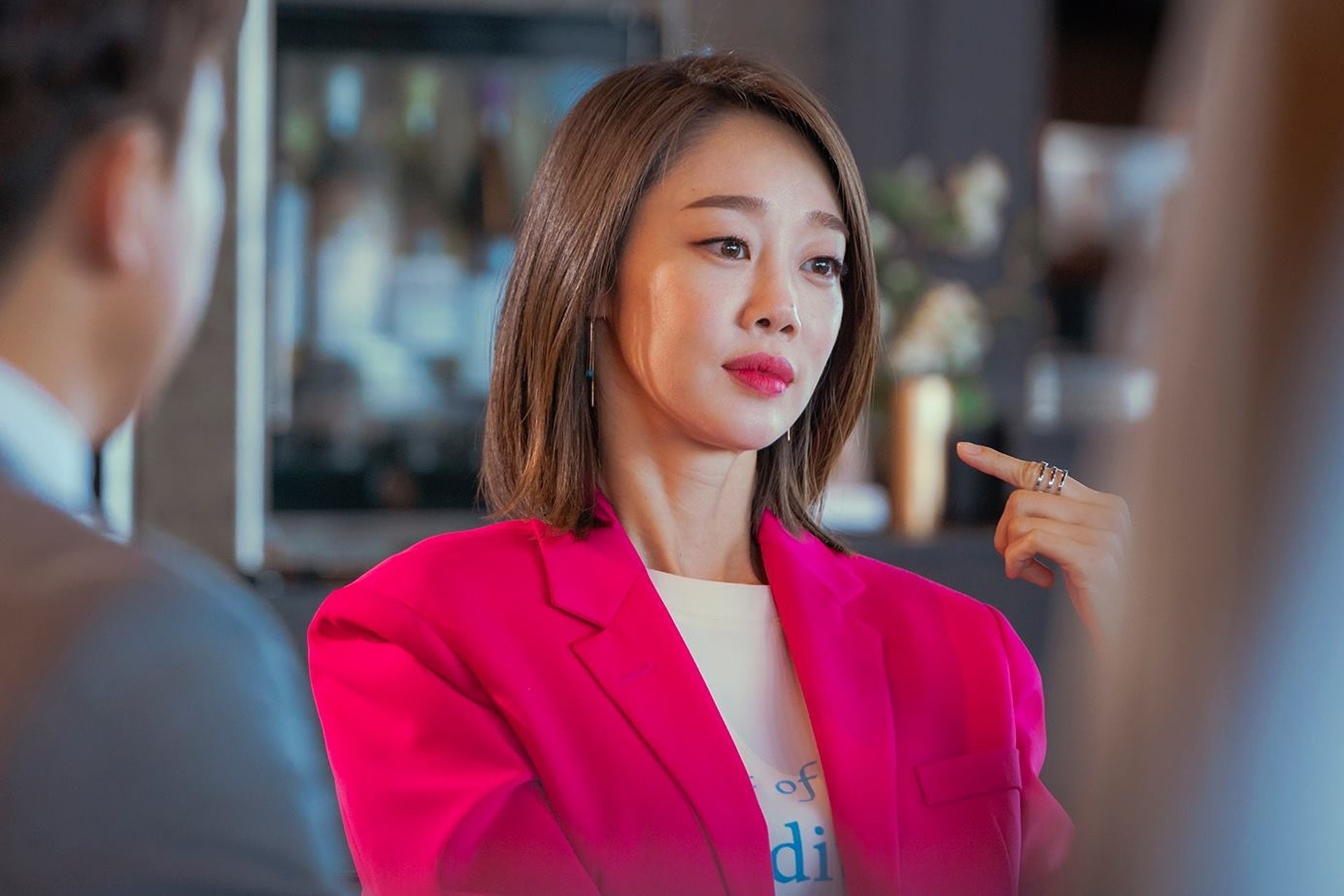 Drama sốc: Nữ diễn viên đình đám bị tố sống chung nhà chính thất rồi cướp chồng, bà cả lên truyền hình tuyên bố nóng- Ảnh 5. Drama sốc: Nữ diễn viên đình đám bị tố sống chung nhà chính thất rồi cướp chồng, bà cả lên truyền hình tuyên bố nóng- Ảnh 5.