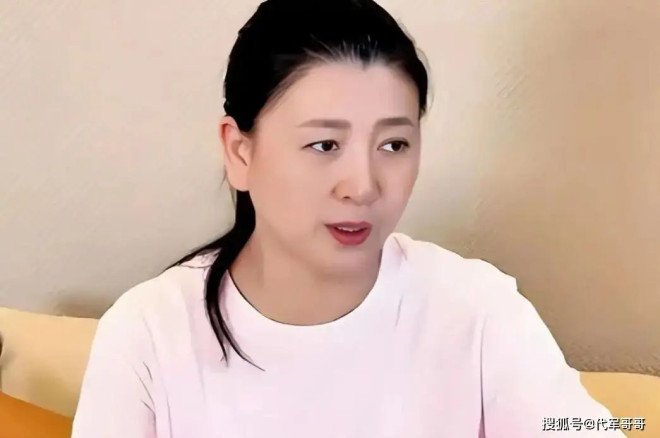 Hội thánh nữ khoe giàu đua nhau “ngã ngựa”: Người đẹp K. bị cắt sóng thẳng tay, có người nguy cơ “bóc lịch”- Ảnh 6.