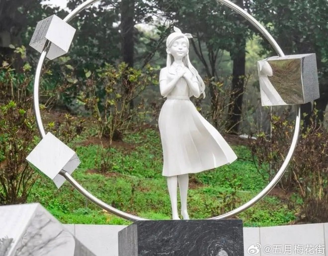 Điều kỳ lạ về bức tượng Từ Hy Viên- Ảnh 2.