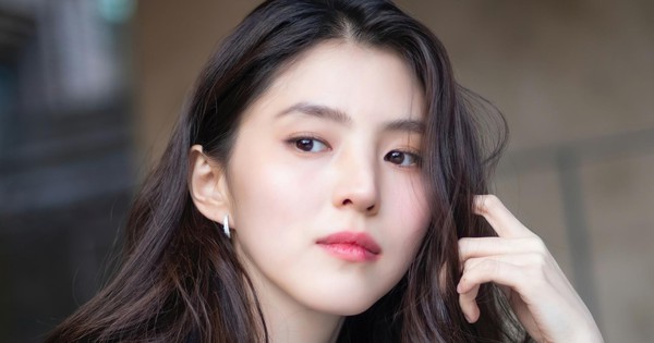 Han So Hee rơi xuống đáy vực han so hee10 17708780496111368963283 80 34 1210 2193 crop 17708780703381232911099jpg
