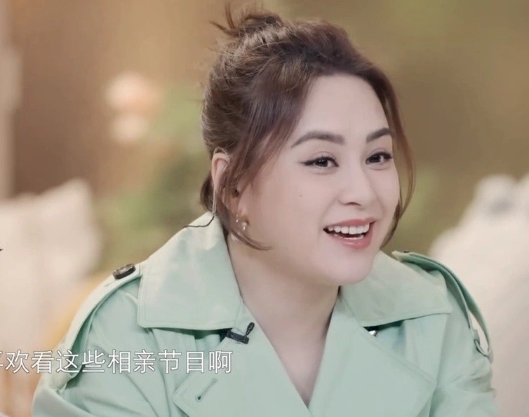 Đây thực sự là Chung Hân Đồng hậu phát tướng gây sốc, đột ngột tăng đến 75 kg- Ảnh 12.