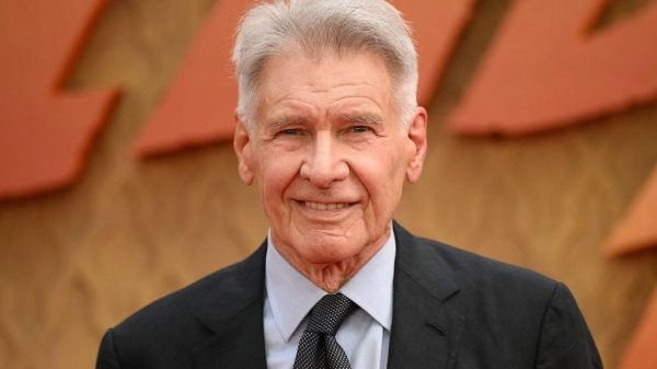 Diễn Viên Kỳ Cựu Harrison Ford Cân Nhắc Giải Nghệ Sau Thành Công Của Shrinking harrison ford shrinking xoryjpg