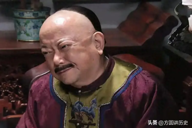 Càn Long chết, Gia Khánh gọi gấp 1 lão thần về triều: Hòa Thân vừa nghe tên đã bật khóc 'Ta hết đời rồi'- Ảnh 4.