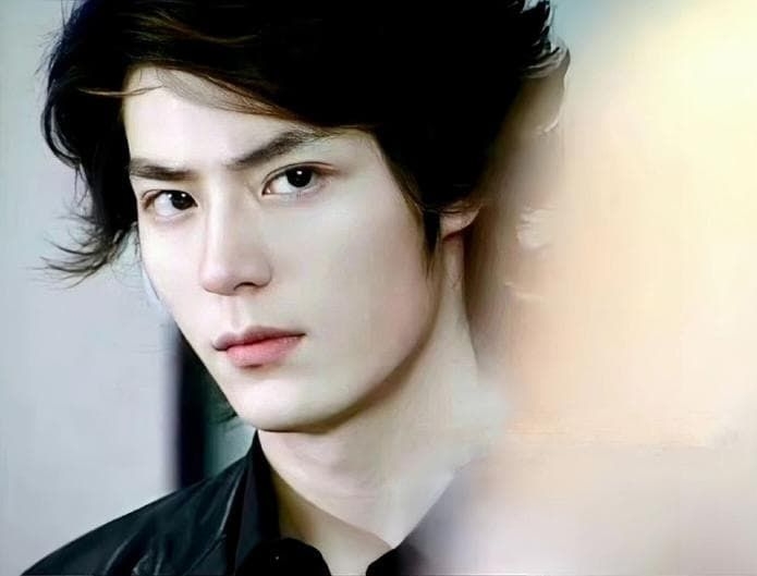 Trên đời có duy nhất 1 người cạo trọc đầu còn đẹp hơn khi có tóc, tất cả là nhờ khuôn mặt thiên tài- Ảnh 5.