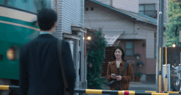 Quá lâu mới hóng 1 phim Hàn từng giây từng phút: Cặp chính đẹp đôi muốn xỉu, mang ngay tập 1 đến giùm honeycam 2026 01 06 13 12 54 1767681740115710596040 36 0 628 1130 crop 17676817578051319182450gifpng