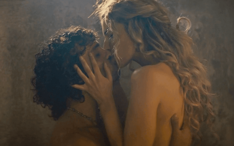 Phim 18+ cấm xem chỗ đông người: Kết nổ mắt 2 mỹ nhân siêu bốc lửa, ai sợ thì đi về