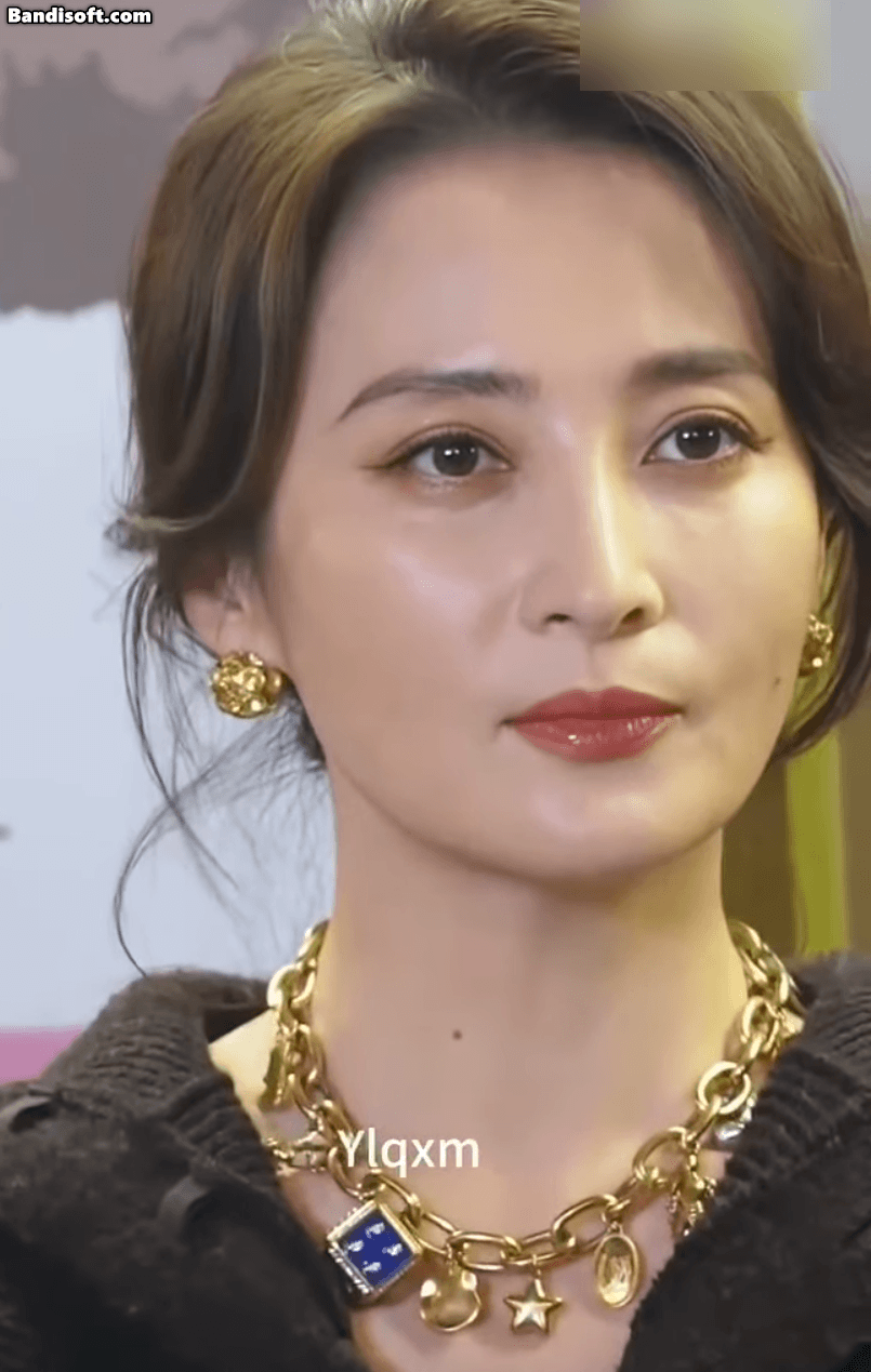 Mỹ nhân đẹp như bức họa cổ, lấy trăng làm giấy, mây làm mực: Mặt này mới là mặt, 51 tuổi nhìn muốn yêu luôn- Ảnh 9.