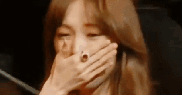 Lụy nặng mỹ nhân mặt hiền nhưng body hệ "chiến": Vòng 1 đẹp nhất showbiz, đố ai nhìn mà không mê honeycam 2026 01 21 15 40 49 1768988191528792773943 21 0 385 695 crop 176898820926637296015gifpng