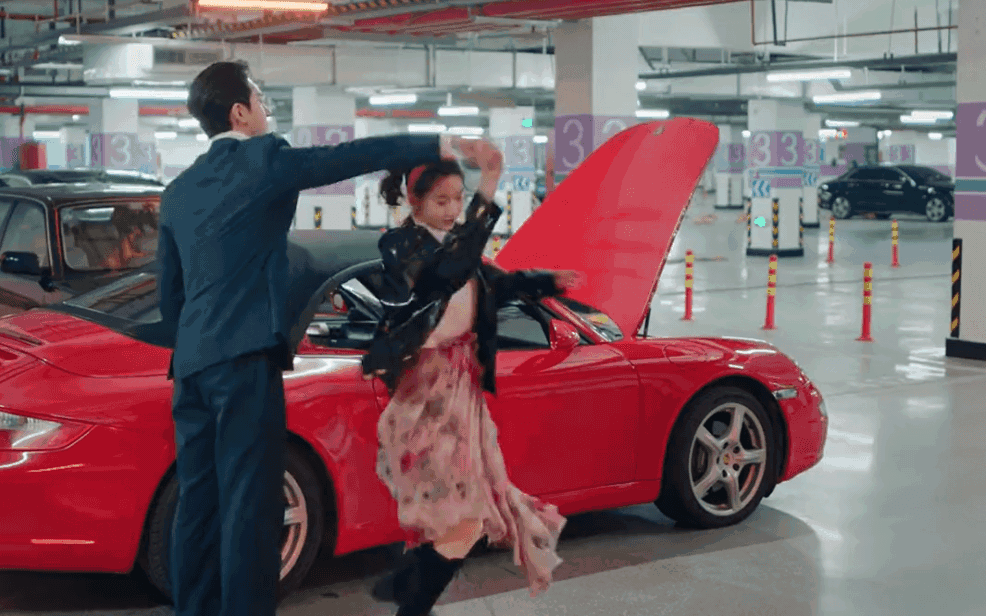 Mới có 1 phim Trung Quốc ai xem cũng cười điên đảo: Nữ chính đẹp như búp bê, hay dã man cày quên trời đất