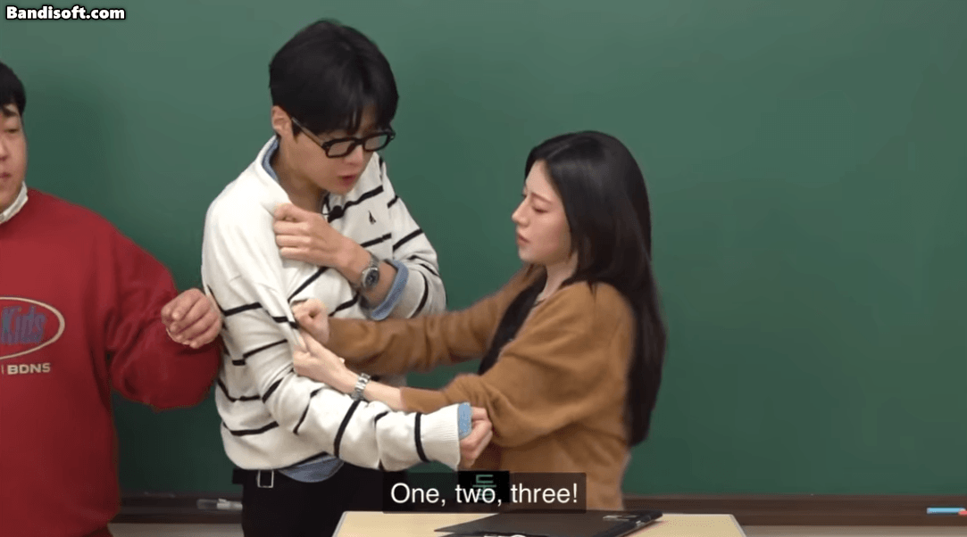 Cặp đôi ngôn tình trên phim yêu thắm thiết, ngoài đời không nhìn mặt nhau: Túm áo gây lộn trước cả trăm nghìn người- Ảnh 3.