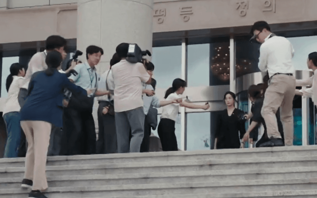 Khó tin phim Hàn vừa chiếu đã lập kỷ lục rating cao nhất lịch sử: 3 nữ chính diễn khét lẹt, nhả tập 2 giùm đi