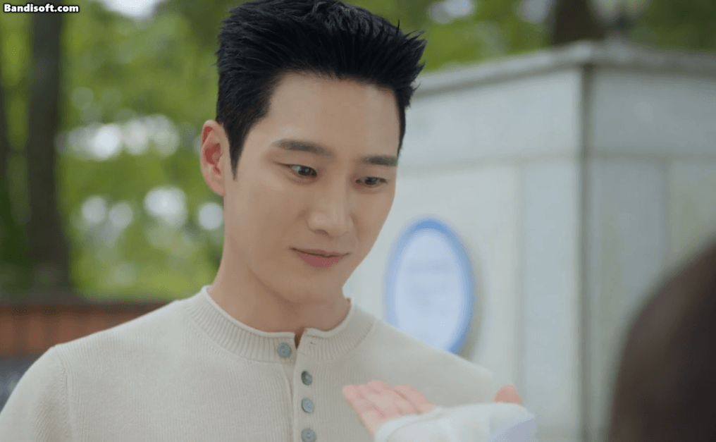 Cặp đôi ngôn tình công khai yêu đương làm cả MXH phát sốt: Nhà gái là chiến thần visual, nhà trai giàu nứt đố đổ vách- Ảnh 2.