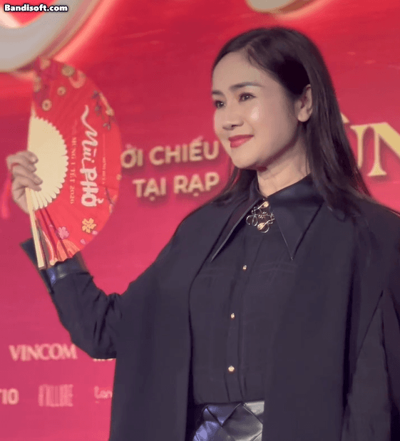 Việt Nam bao giờ mới có thêm tiểu thư khuê các đẹp cỡ này, lục 1000 cuốn từ điển cũng không đủ từ để khen- Ảnh 1.