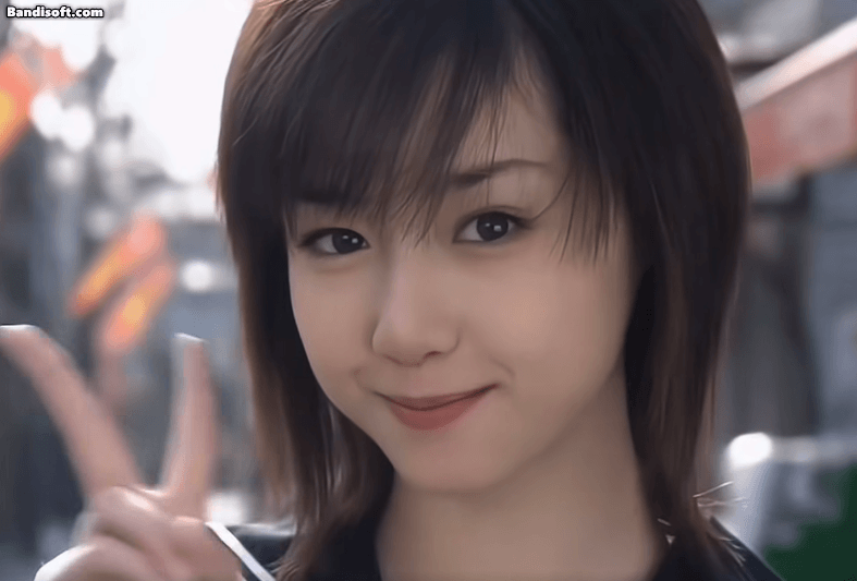 Thiên sứ ở đâu lưu lạc nhân gian vậy trời: Đẹp không gì tả nổi, giọt nước mắt cũng như kim cương châu báu- Ảnh 5.