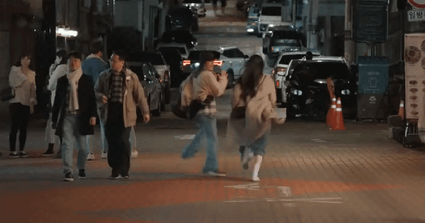 2 triệu người mê mệt phim Hàn quay tại Việt Nam: Nữ chính đẹp như Thần Vệ Nữ, nhớ thủ sẵn khăn giấy hẵng xem honeycam 2026 02 25 10 39 34 1771992399882169516955 162 0 746 1116 crop 17719924117671638379268gifpng