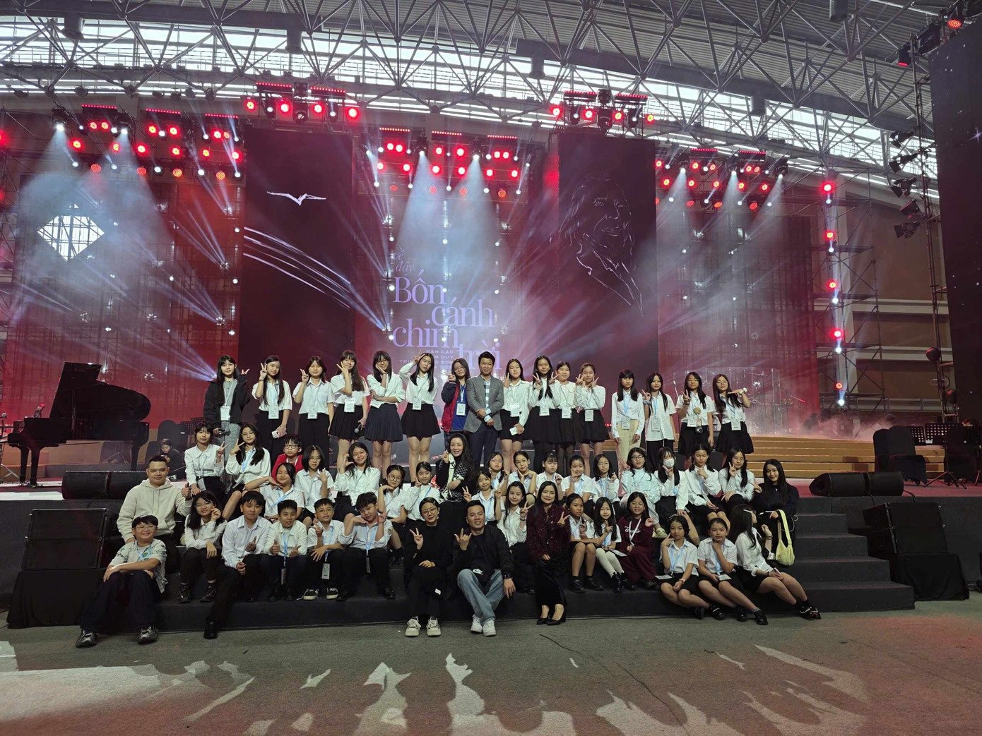 hop-xuong-2-1767087719-742-width1390height1043-1 Dàn hợp xướng 50 học sinh ở Hà Nội sốc tâm lý sau vụ hủy đêm nhạc - 2