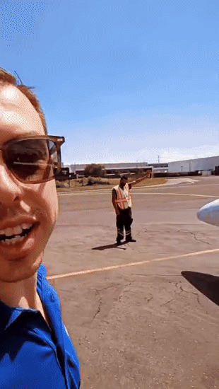 Giả làm phi công, người đàn ông bay hàng trăm chuyến miễn phí trong 4 năm- Ảnh 1.