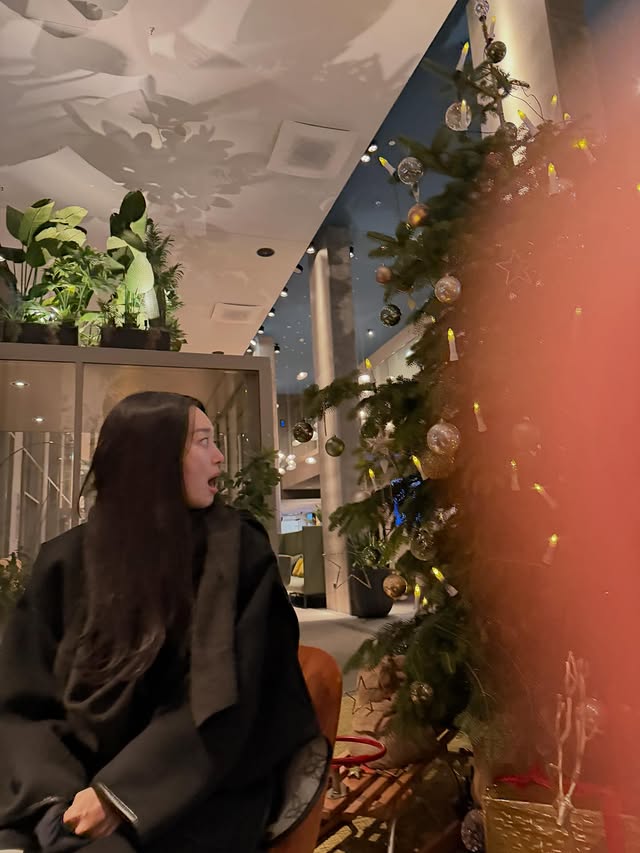 Kim Woo Bin làm “phó nháy” xịn thế này, bảo sao Shin Min Ah mê tít!- Ảnh 8.