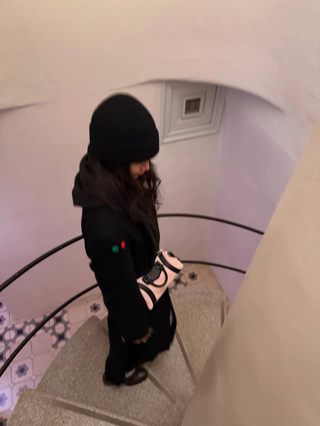 Kim Woo Bin làm “phó nháy” xịn thế này, bảo sao Shin Min Ah mê tít!- Ảnh 7.