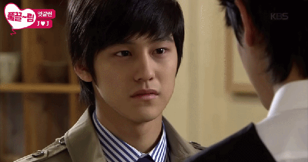 Nam thần 1m86 từng đóng Vườn Sao Băng, nay hết thời đi làm thuê ở kho vận, 3 năm không được mời đóng phim im 17721741003271042485204 0 0 419 800 crop 17721741269051871537732gifpng