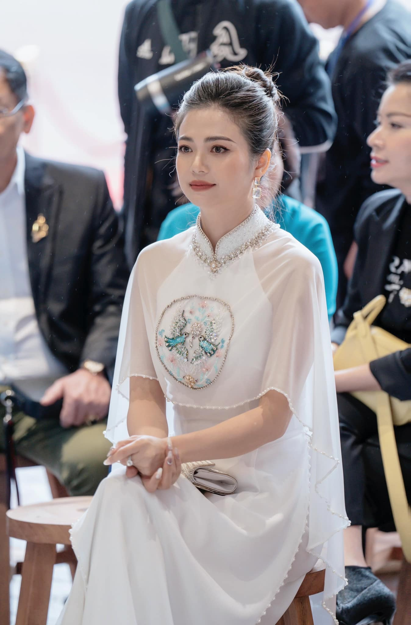 U50 vẫn trẻ như thiếu nữ, cả Vbiz có đúng 1 người: Visual quá đỗi yêu kiều, bảo sao chồng cũ lại chẳng ghen- Ảnh 3.